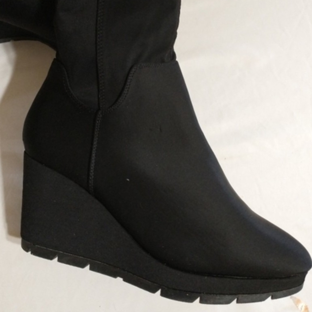 NEW Sexy Black Knee-High Wedge Heel Boots!